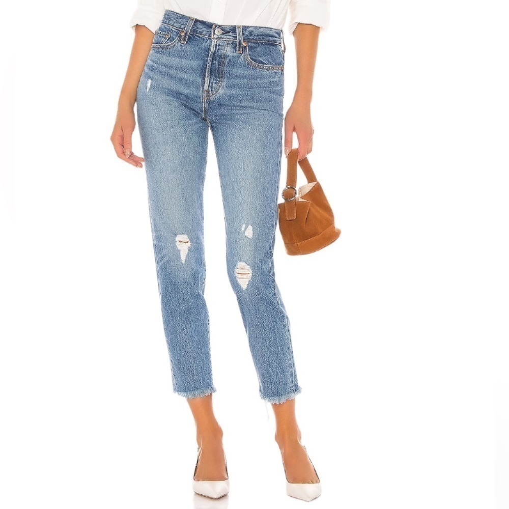 LEVI’S WEDGIE ICON FIT RAW HEM JEANS 30